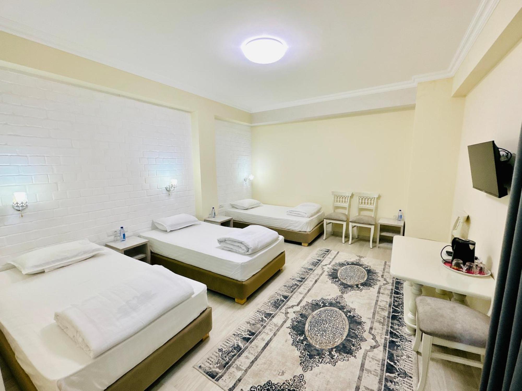 Samarkand Travel Hotel Bagian luar foto